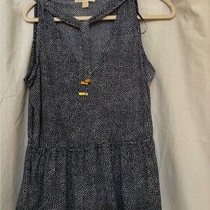 Michael Kors Blouse P/L Dark blue and white , made in Vietnam.